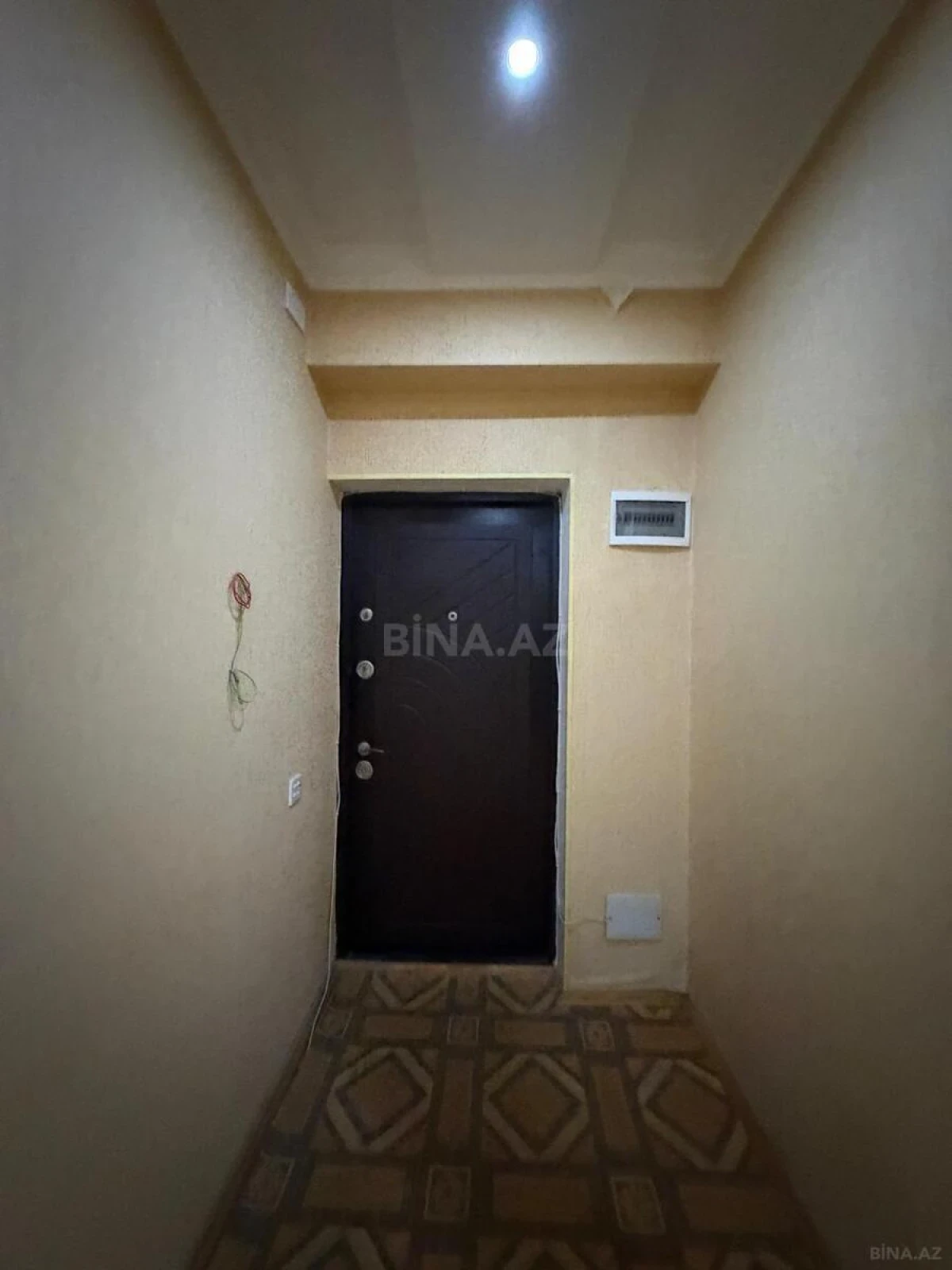 Satılır 2 otaqlı mənzil 80 m²