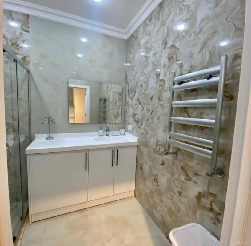 Satılır 3 otaqlı mənzil 85 m²