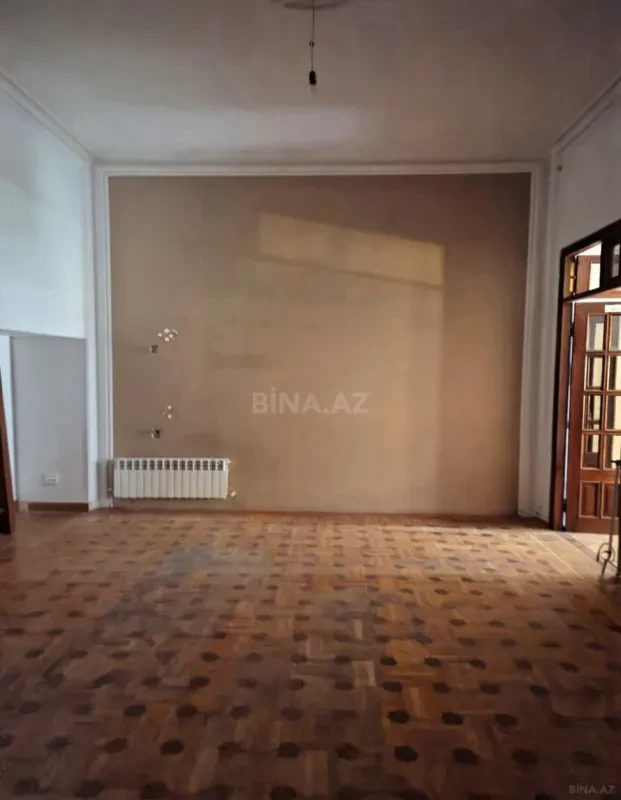 Kirayə verilir 5 otaqlı ofis 250 m²
