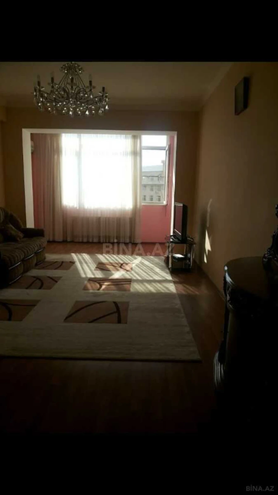 Kirayə verilir 3 otaqlı mənzil 100 m²