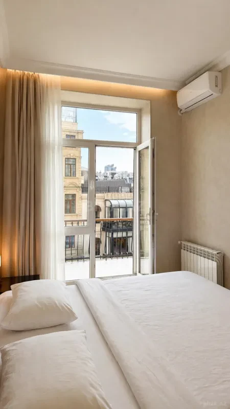 Kirayə verilir 3 otaqlı mənzil 100 m²