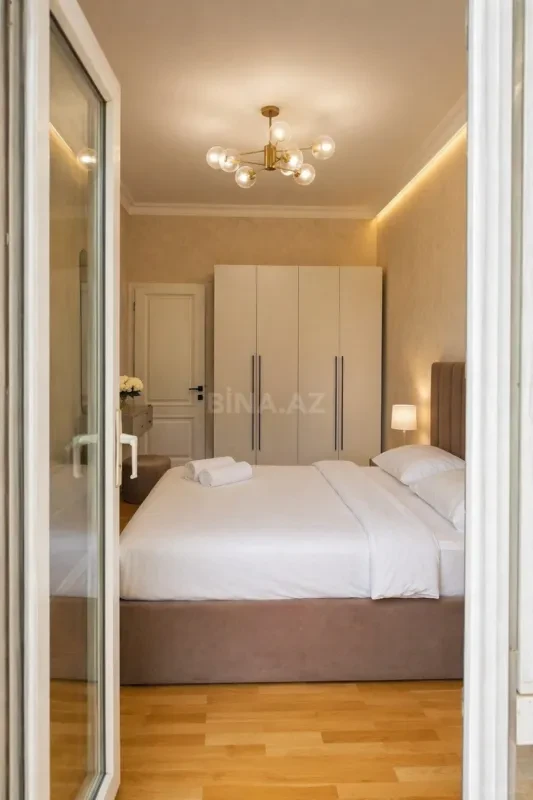 Kirayə verilir 3 otaqlı mənzil 100 m²