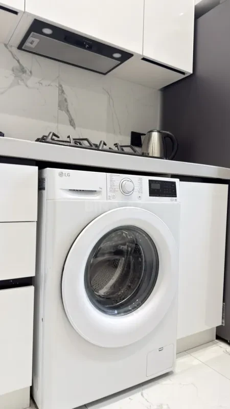 Kirayə verilir 3 otaqlı mənzil 100 m²