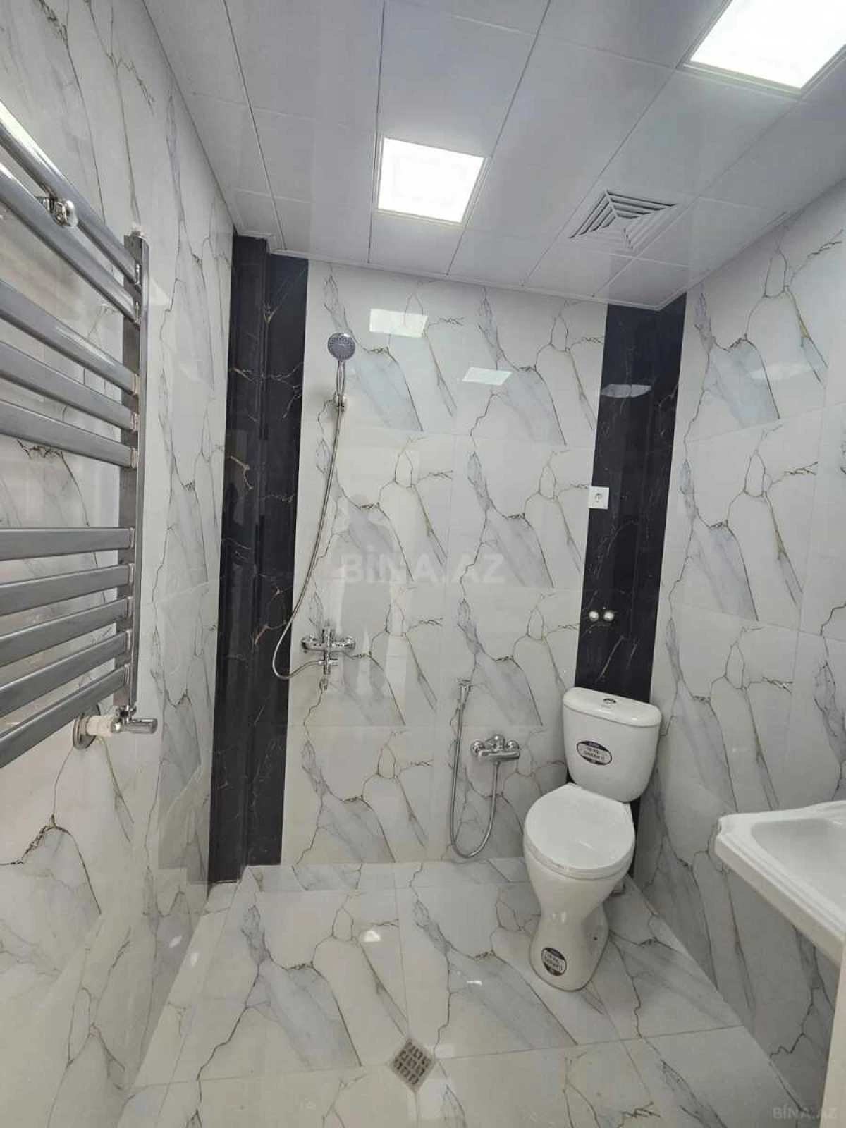Satılır 2 otaqlı mənzil 44 m²