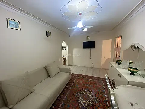 Satılır 2 otaqlı mənzil 50 m²