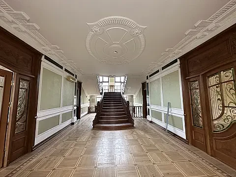 Satılır 7 otaqlı həyət evi 600 m²