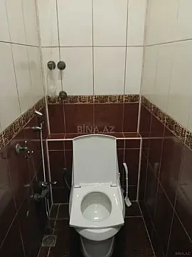 Kirayə verilir 3 otaqlı mənzil 130 m²