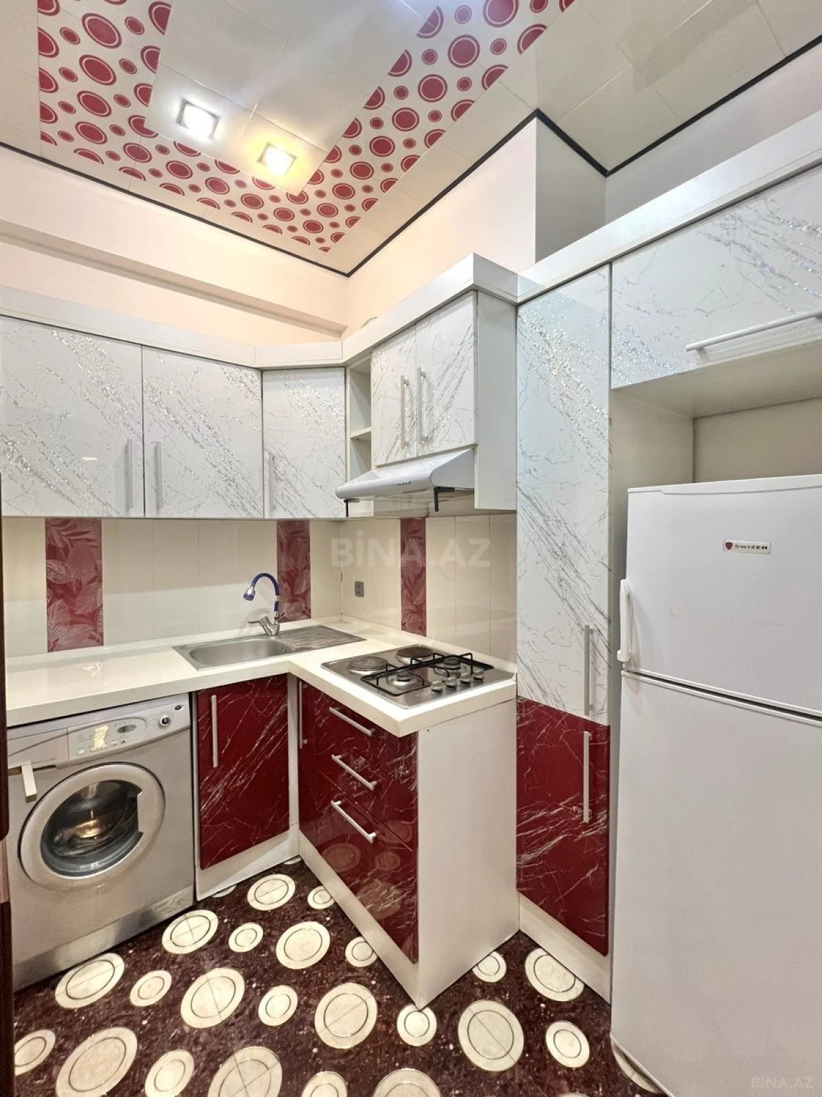 Kirayə verilir 2 otaqlı mənzil 58 m²