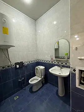 Kirayə verilir 11 otaqlı ofis 275 m²
