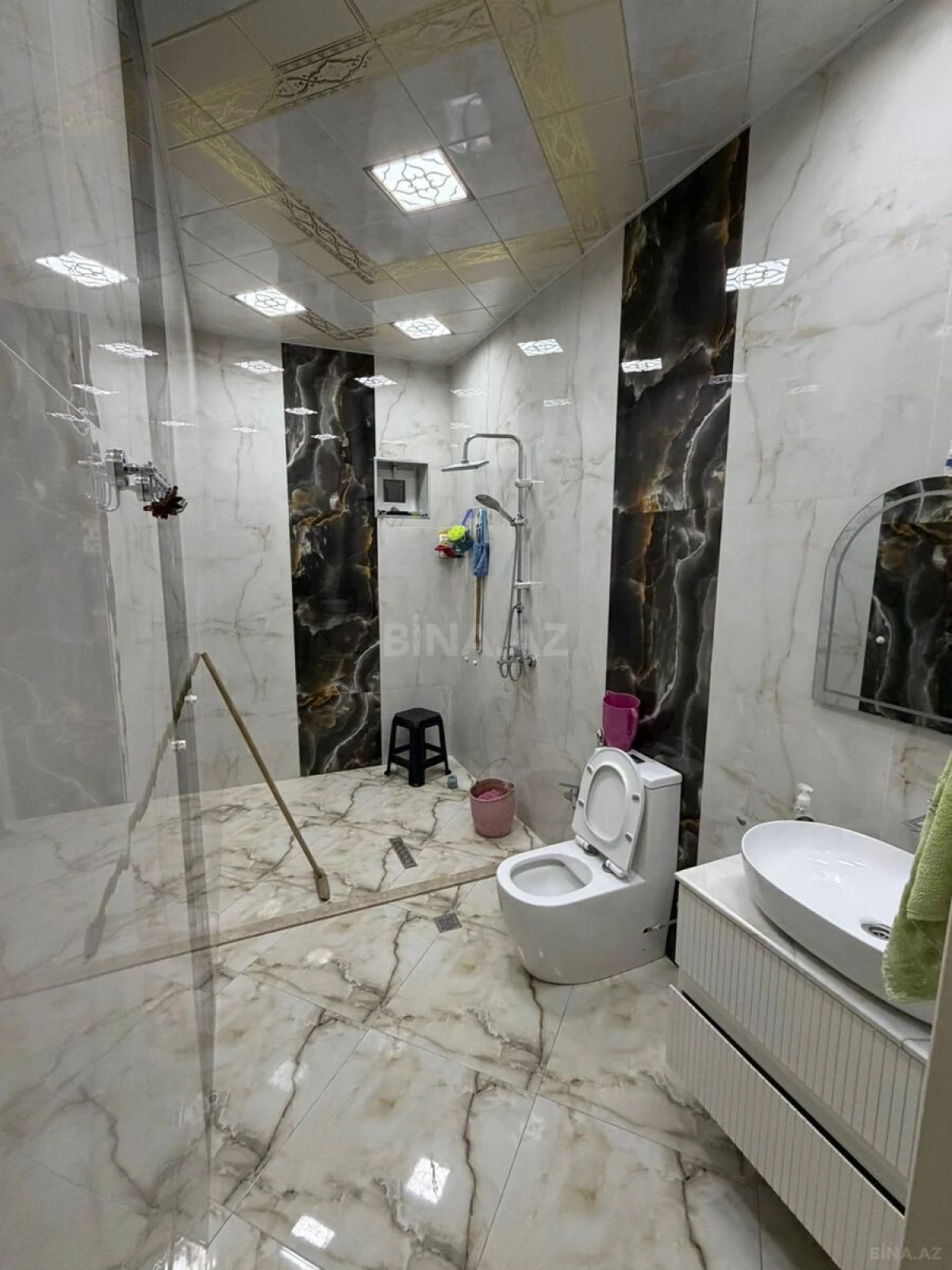 Satılır 4 otaqlı həyət evi 180 m²