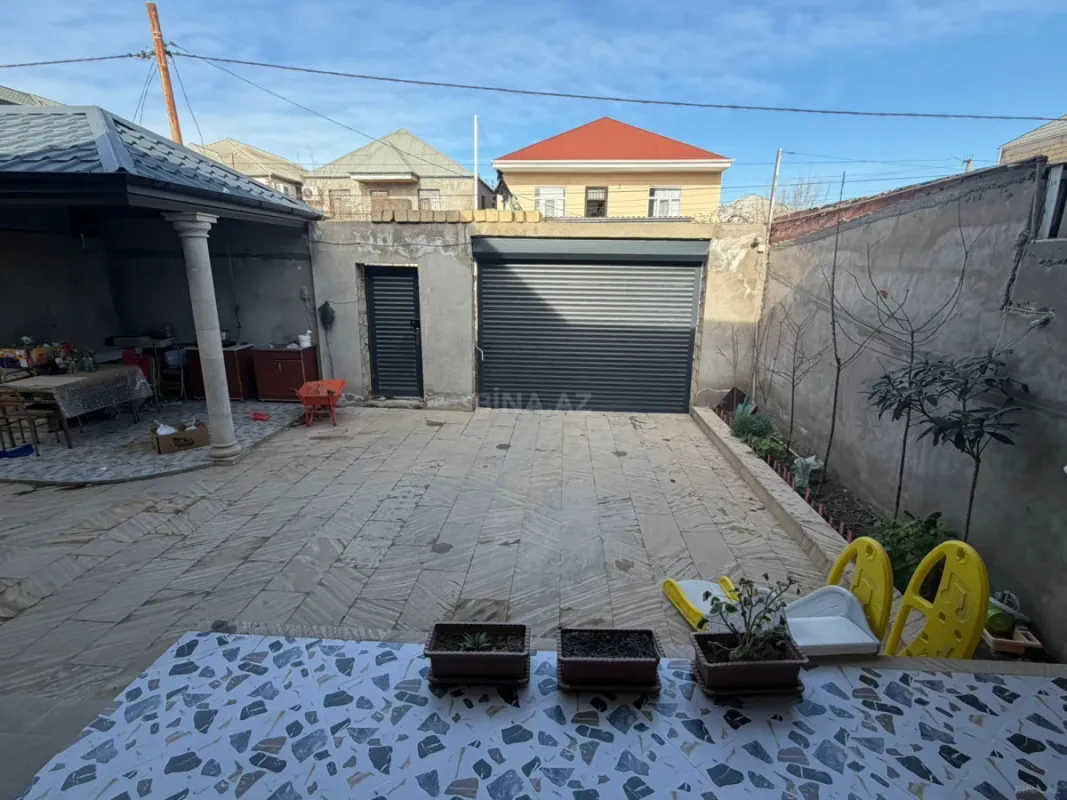 Satılır 4 otaqlı həyət evi 180 m²