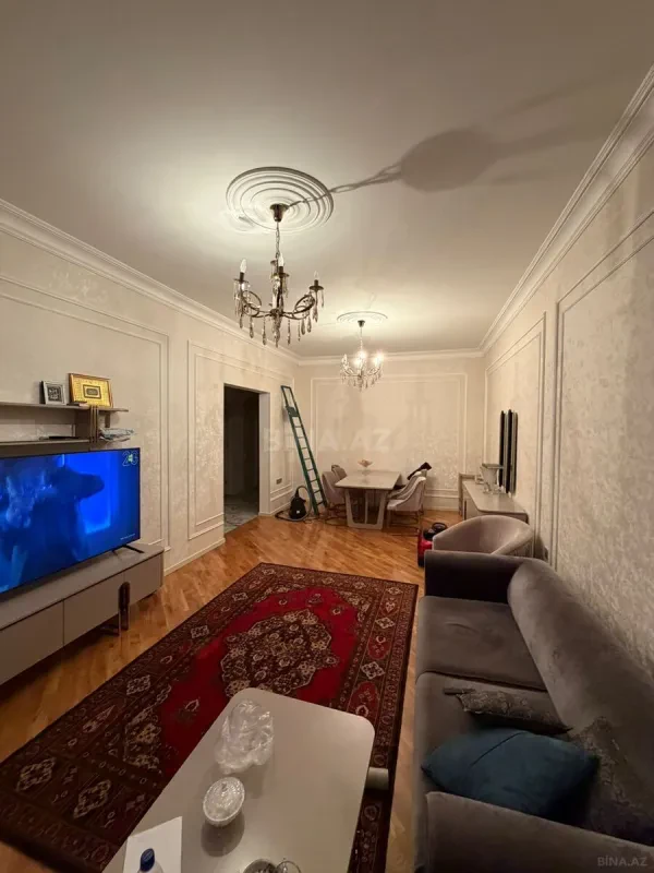 Satılır 4 otaqlı həyət evi 180 m²