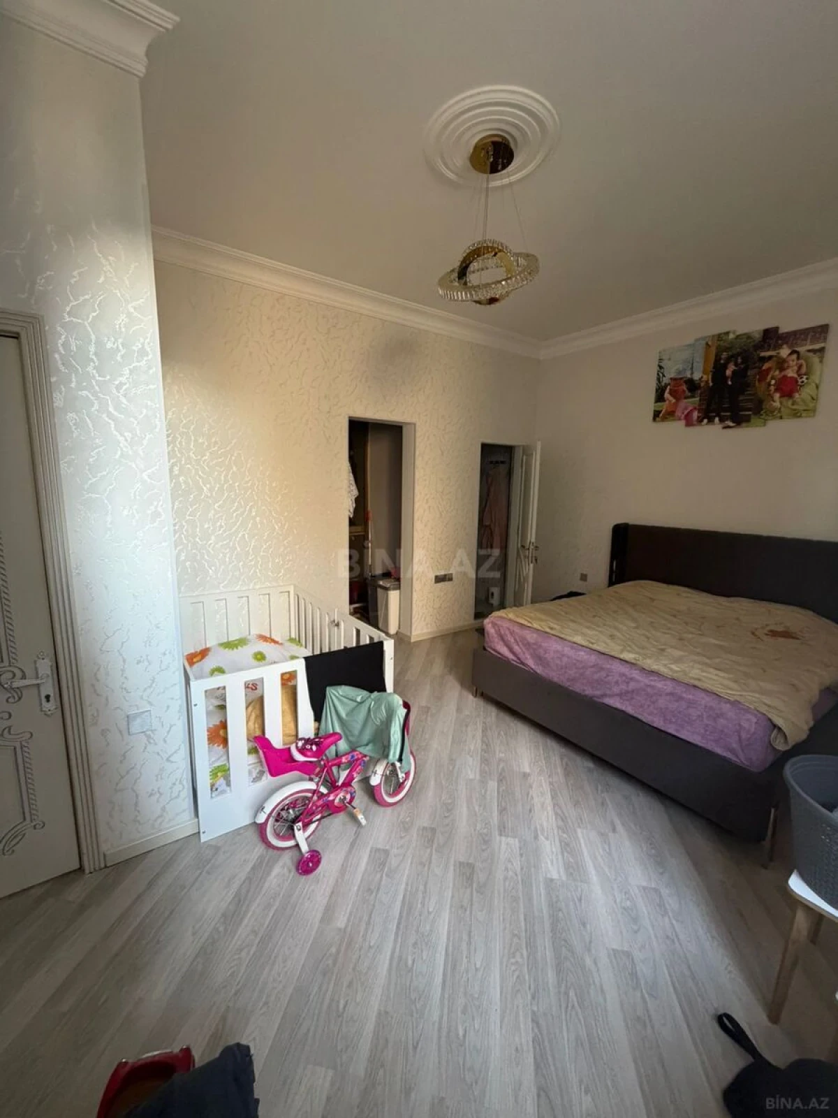 Satılır 4 otaqlı həyət evi 180 m²