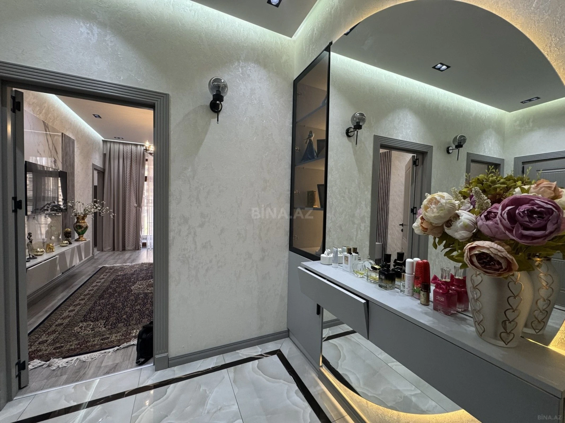 Satılır 2 otaqlı mənzil 55 m²