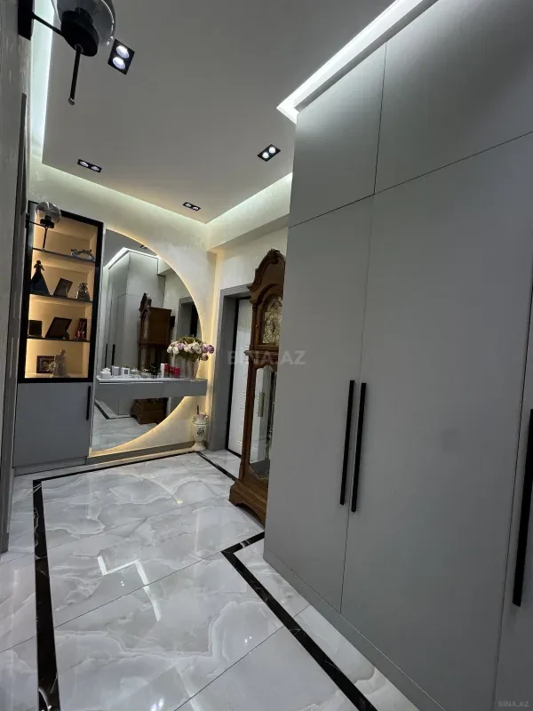 Satılır 2 otaqlı mənzil 55 m²