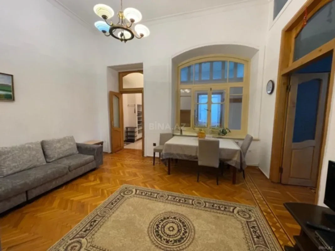 Kirayə verilir 3 otaqlı mənzil 90 m²