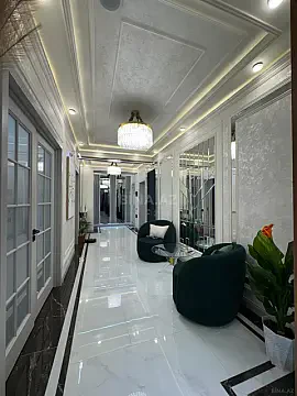 Satılır 3 otaqlı mənzil 165 m²