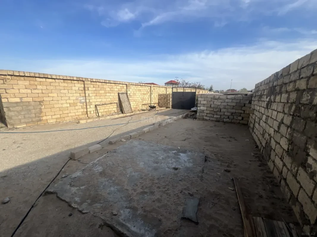 Satılır 3 otaqlı həyət evi 128 m²