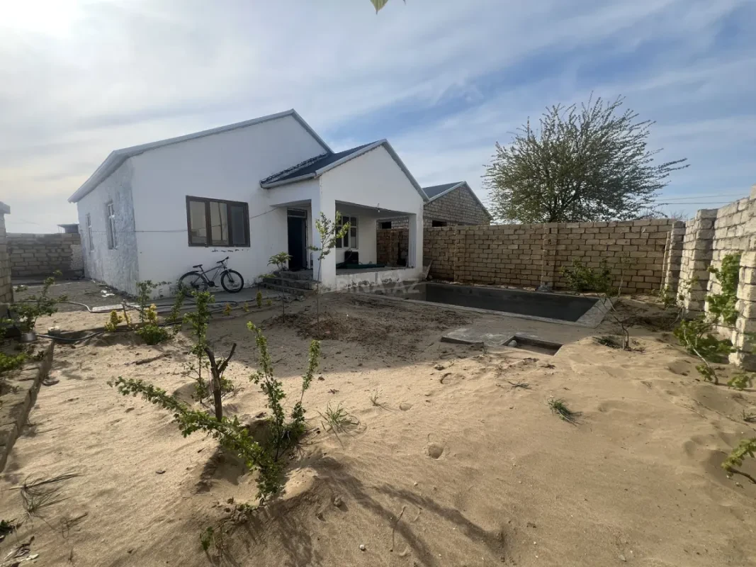 Satılır 3 otaqlı həyət evi 128 m²