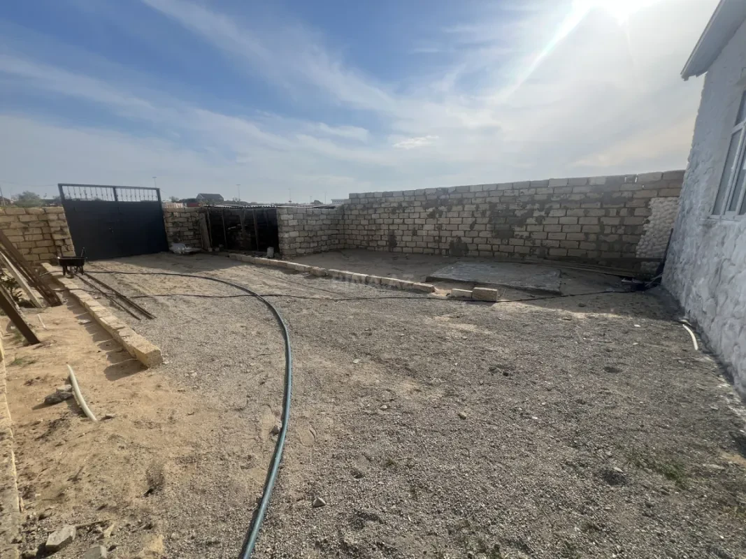 Satılır 3 otaqlı həyət evi 128 m²