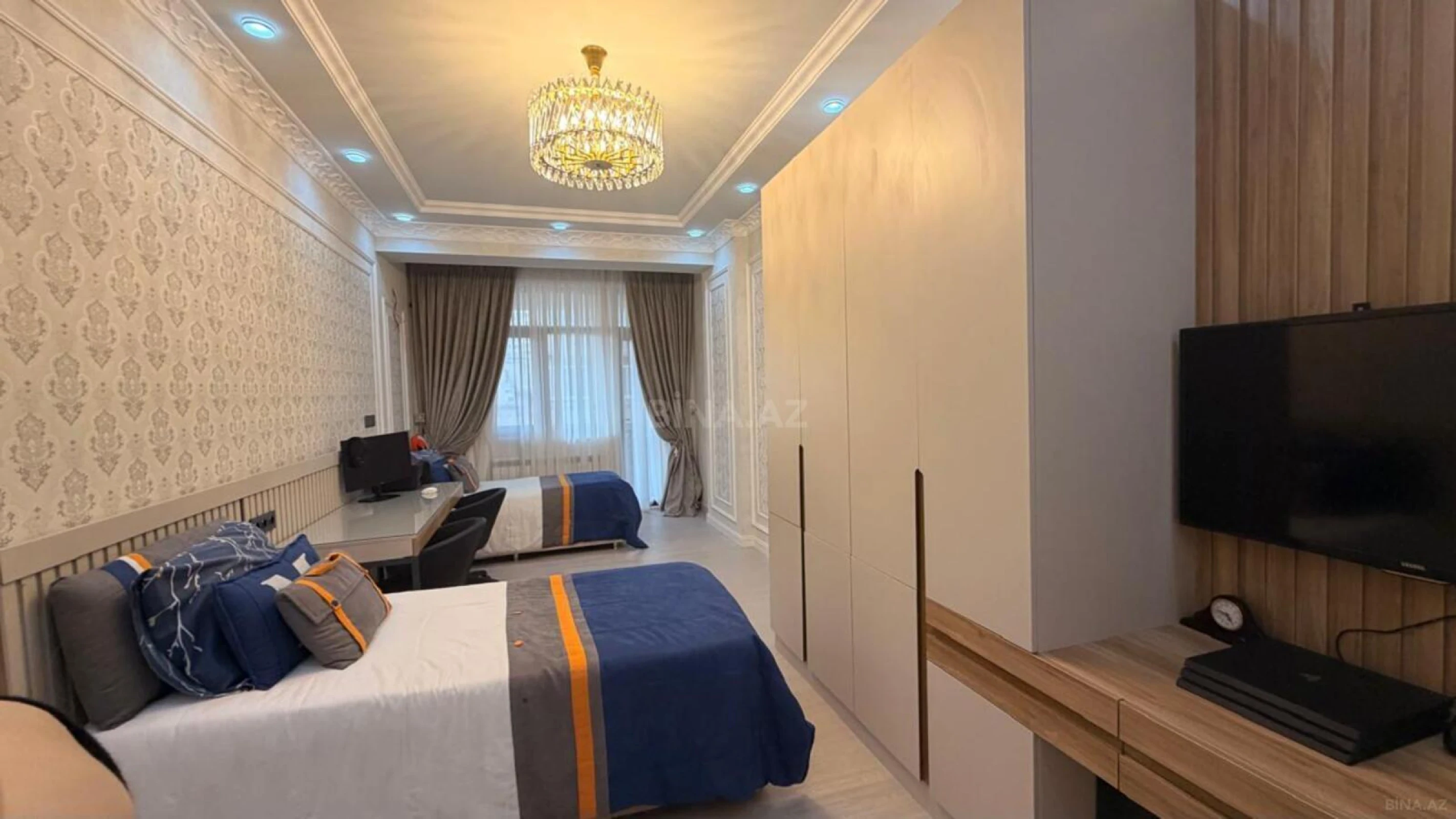 Kirayə verilir 4 otaqlı mənzil 185 m²