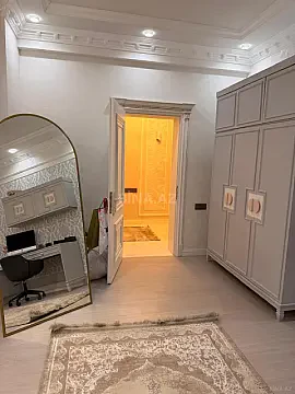 Kirayə verilir 4 otaqlı mənzil 185 m²