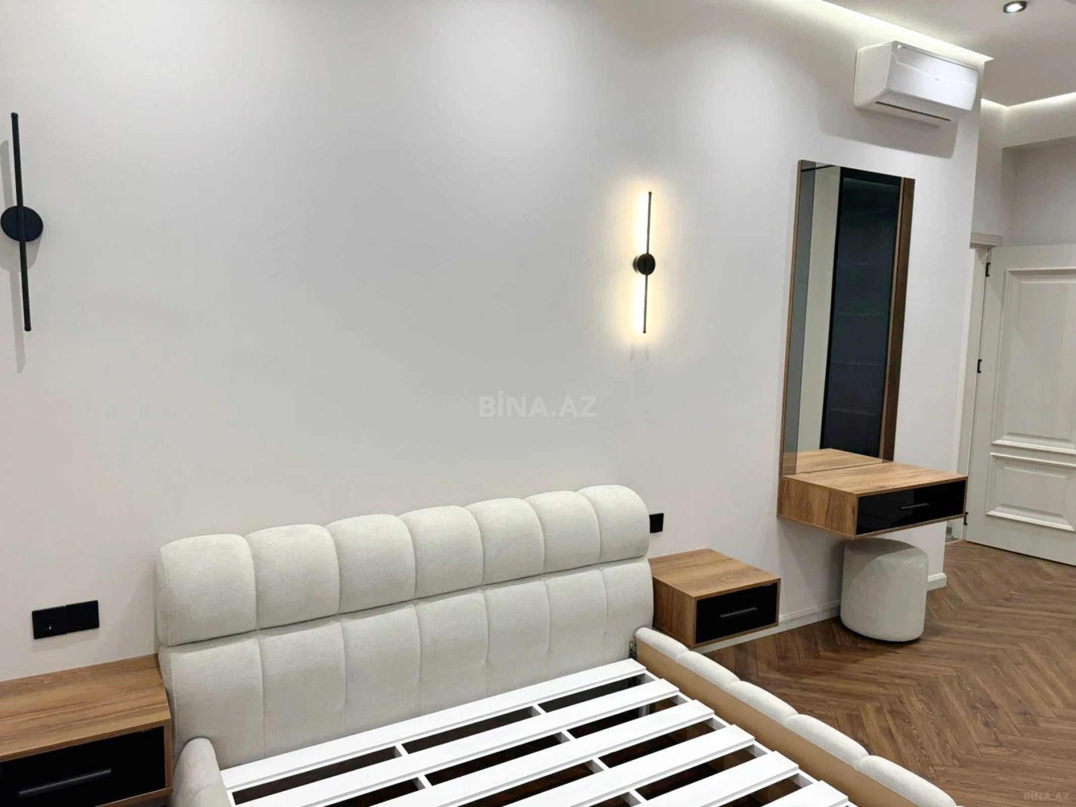 Kirayə verilir 3 otaqlı mənzil 130 m²