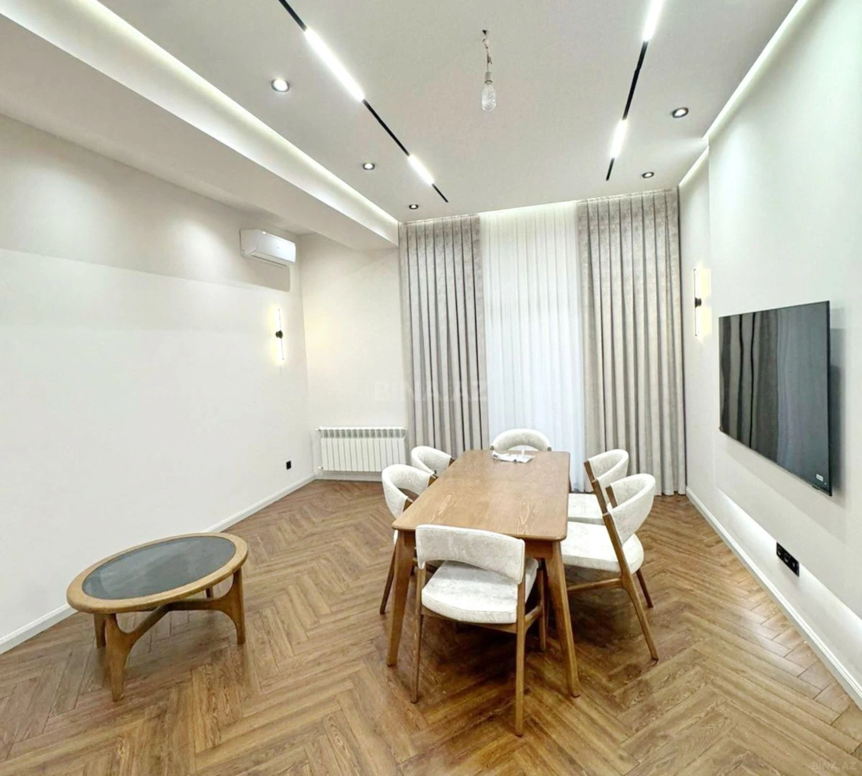 Kirayə verilir 3 otaqlı mənzil 130 m²