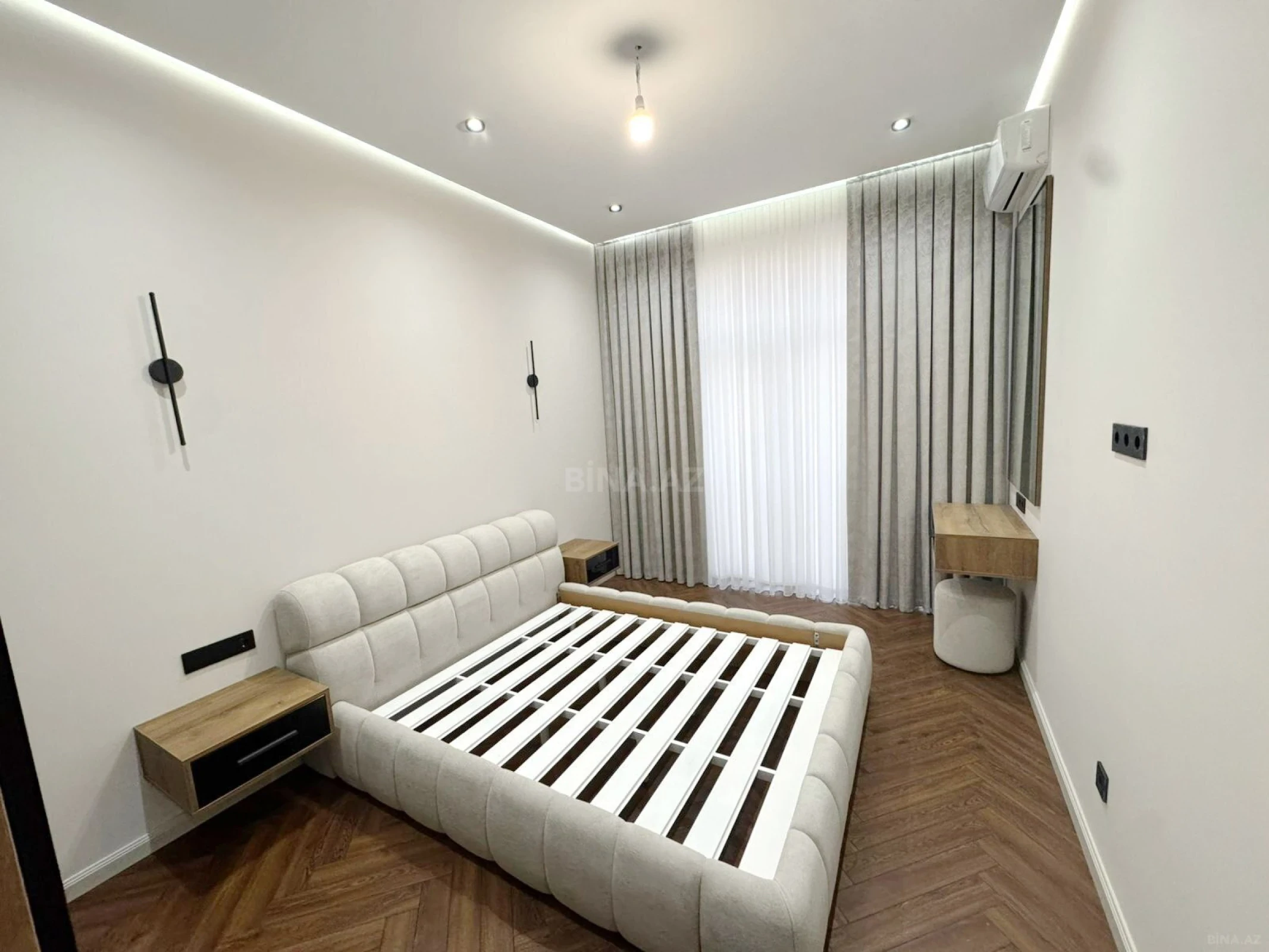 Kirayə verilir 3 otaqlı mənzil 130 m²