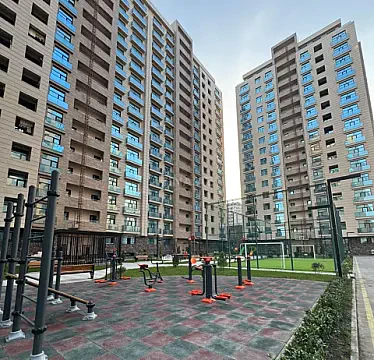 Kirayə verilir 3 otaqlı mənzil 130 m²