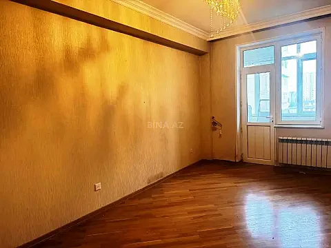 Satılır 2 otaqlı mənzil 92 m²