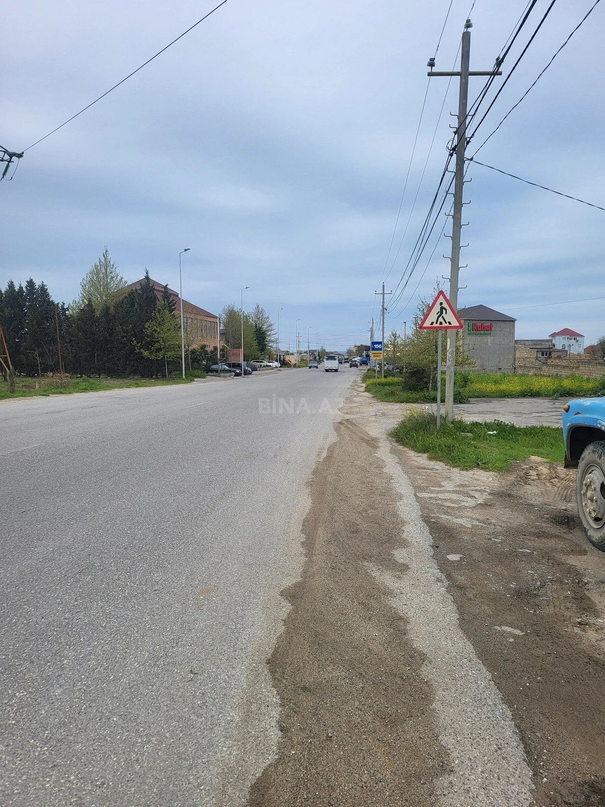 Satılır obyekt 650 m²