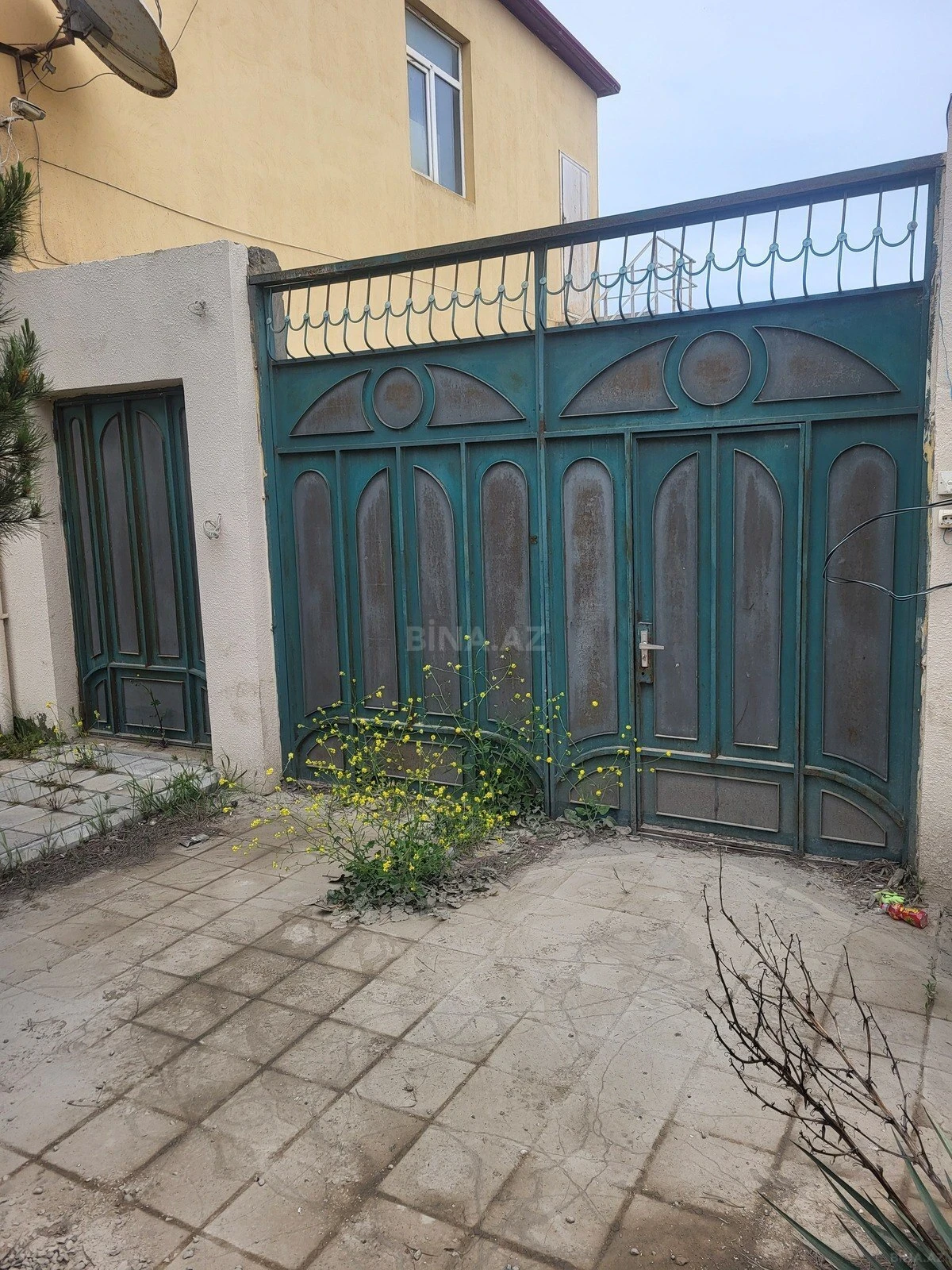 Satılır obyekt 650 m²