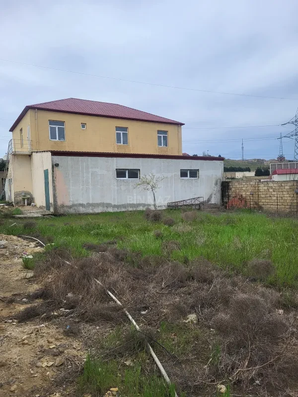 Satılır obyekt 650 m²