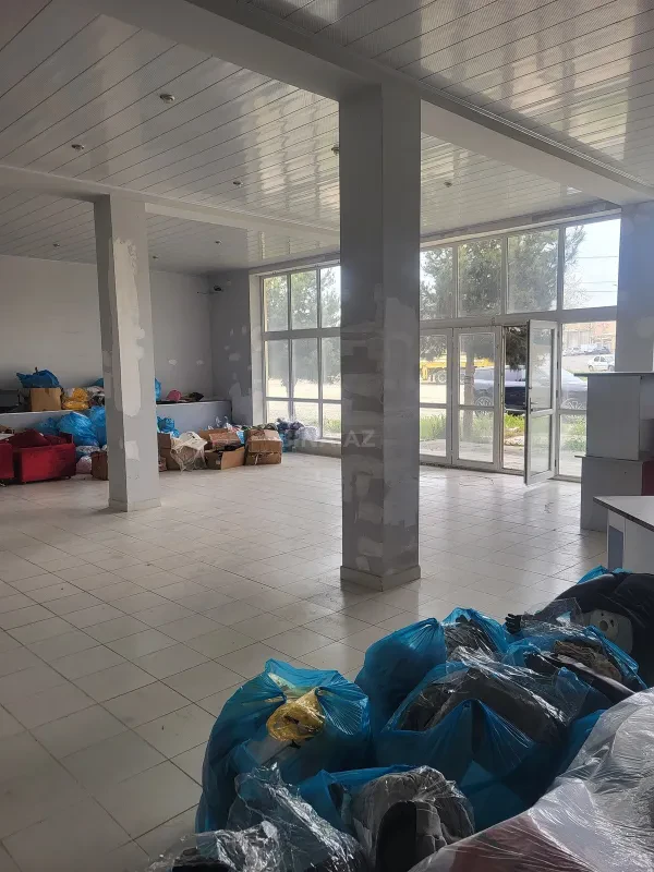 Satılır obyekt 650 m²