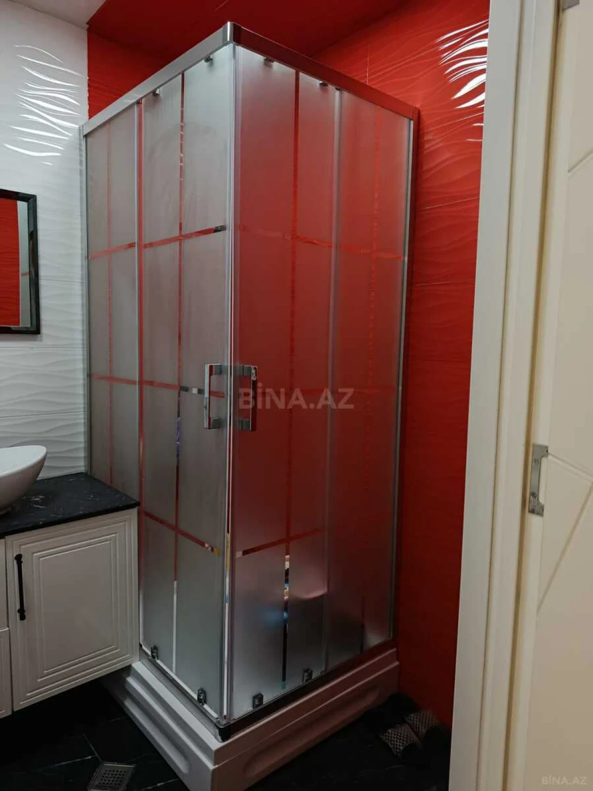 Satılır 2 otaqlı mənzil 85 m²