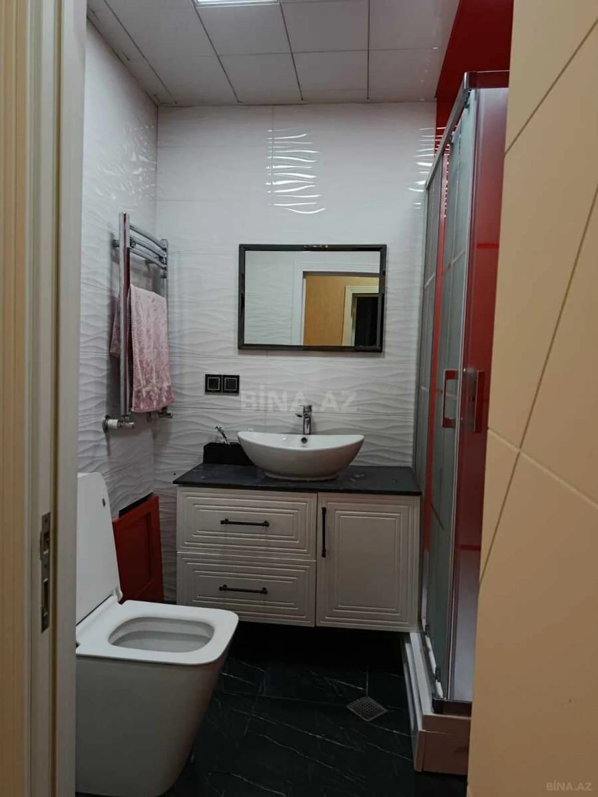 Satılır 2 otaqlı mənzil 85 m²