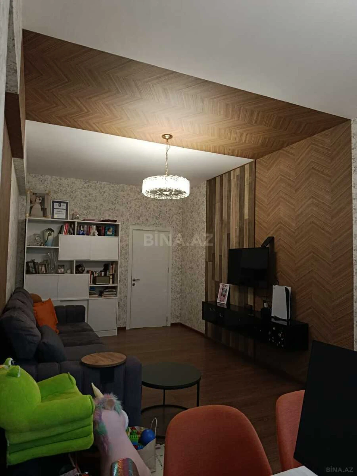 Satılır 2 otaqlı mənzil 85 m²