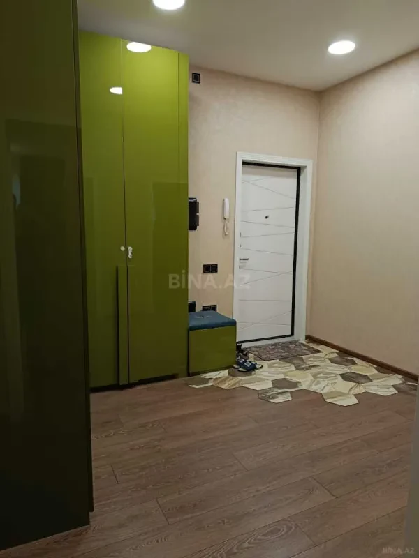 Satılır 2 otaqlı mənzil 85 m²