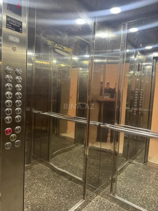 Satılır 2 otaqlı mənzil 85 m²