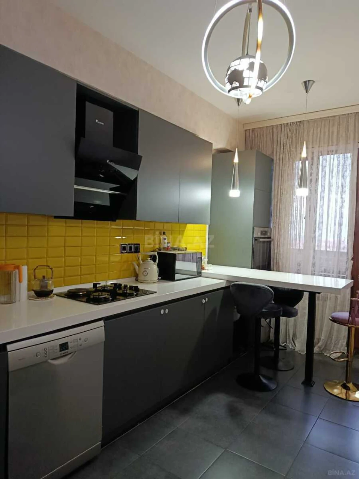 Satılır 2 otaqlı mənzil 85 m²