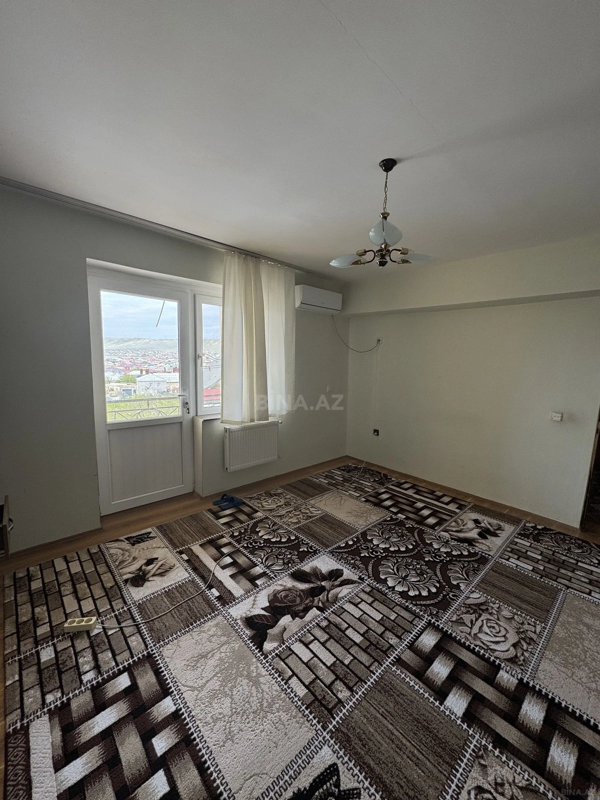 Satılır 2 otaqlı mənzil 86.6 m²