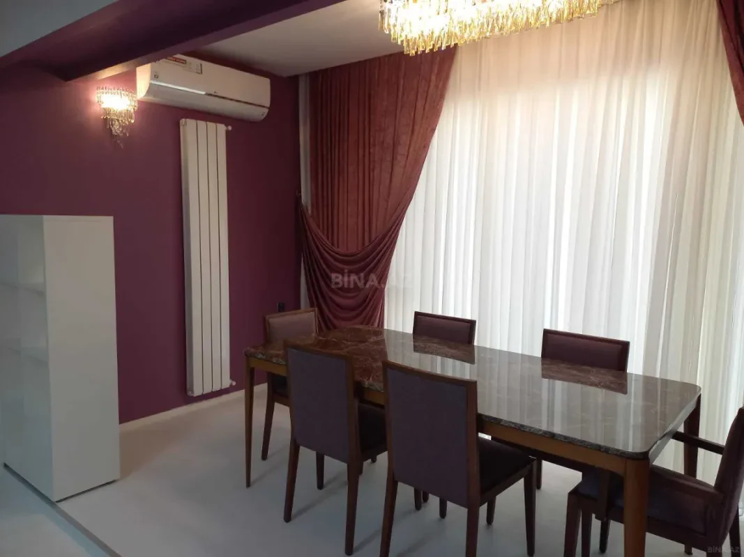 Kirayə verilir 3 otaqlı mənzil 113 m²