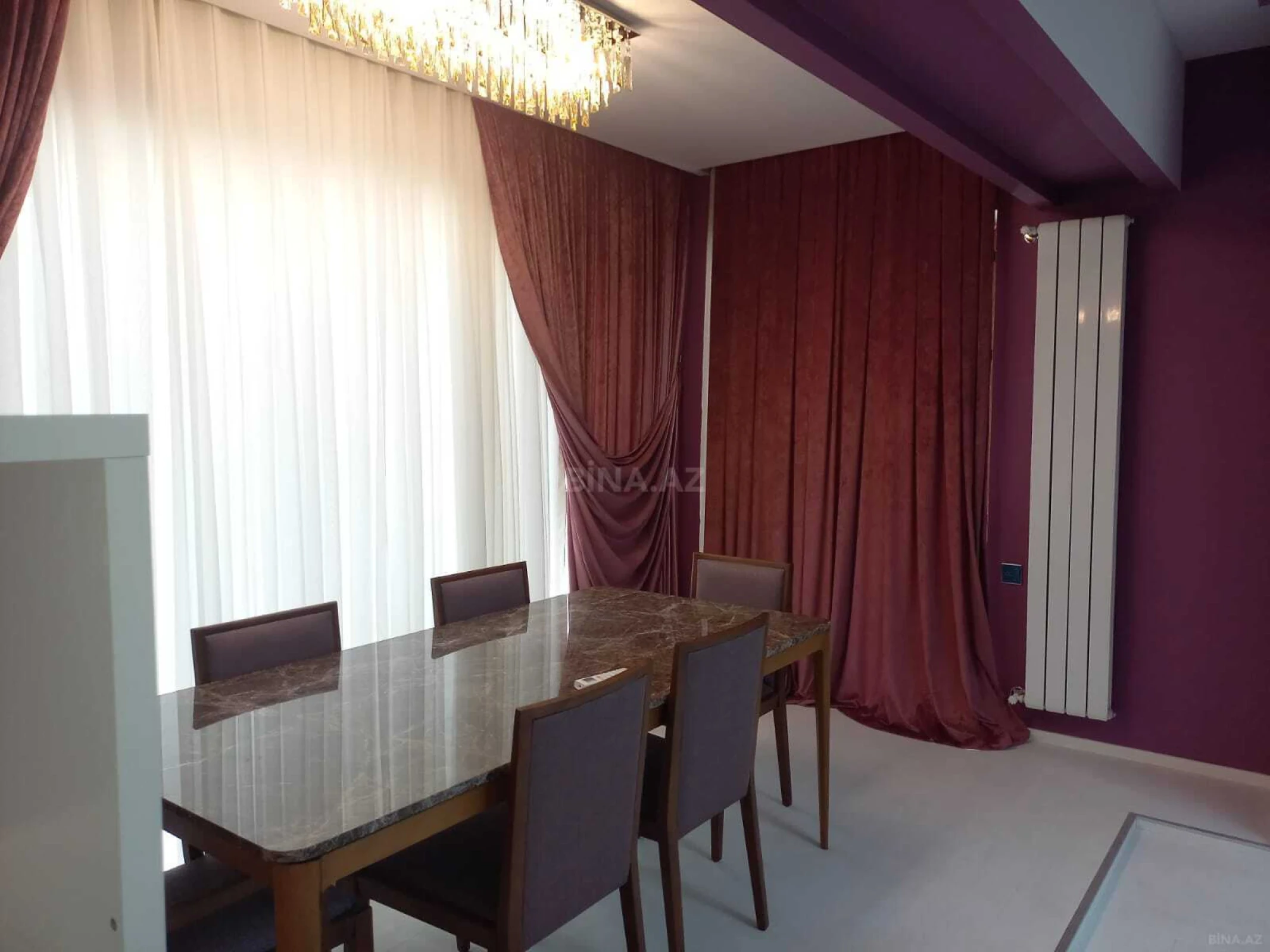 Kirayə verilir 3 otaqlı mənzil 113 m²