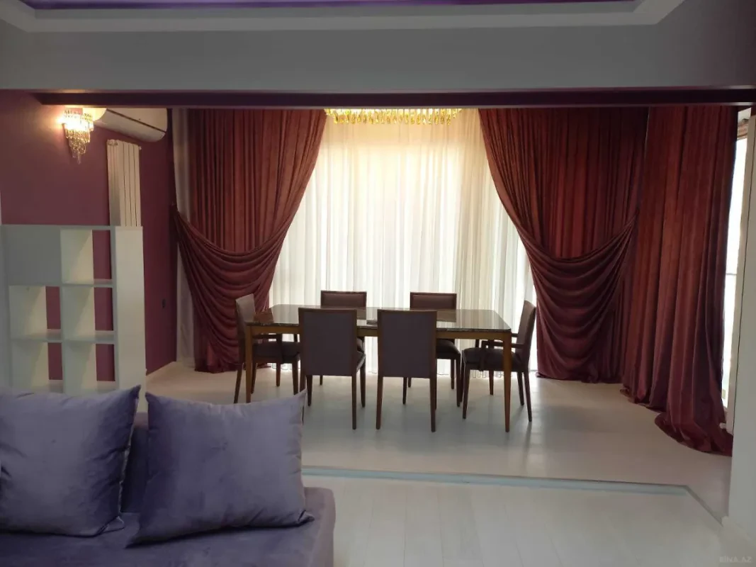 Kirayə verilir 3 otaqlı mənzil 113 m²