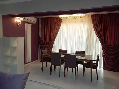 Kirayə verilir 3 otaqlı mənzil 113 m²