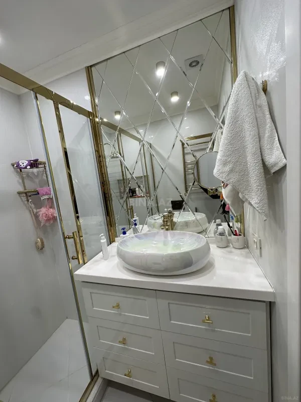 Kirayə verilir 3 otaqlı mənzil 81 m²