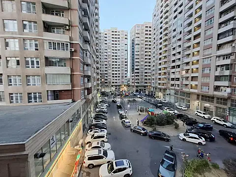 Kirayə verilir 3 otaqlı mənzil 110 m²