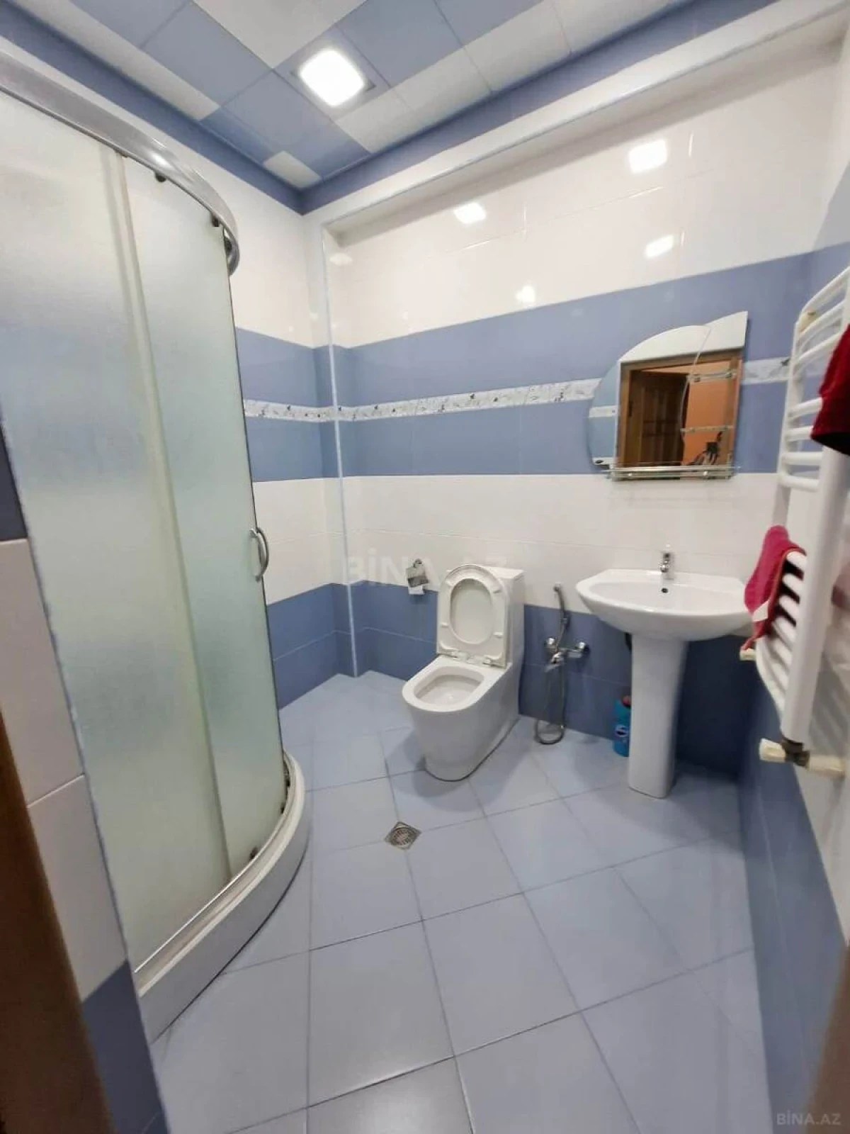 Kirayə verilir 3 otaqlı mənzil 110 m²