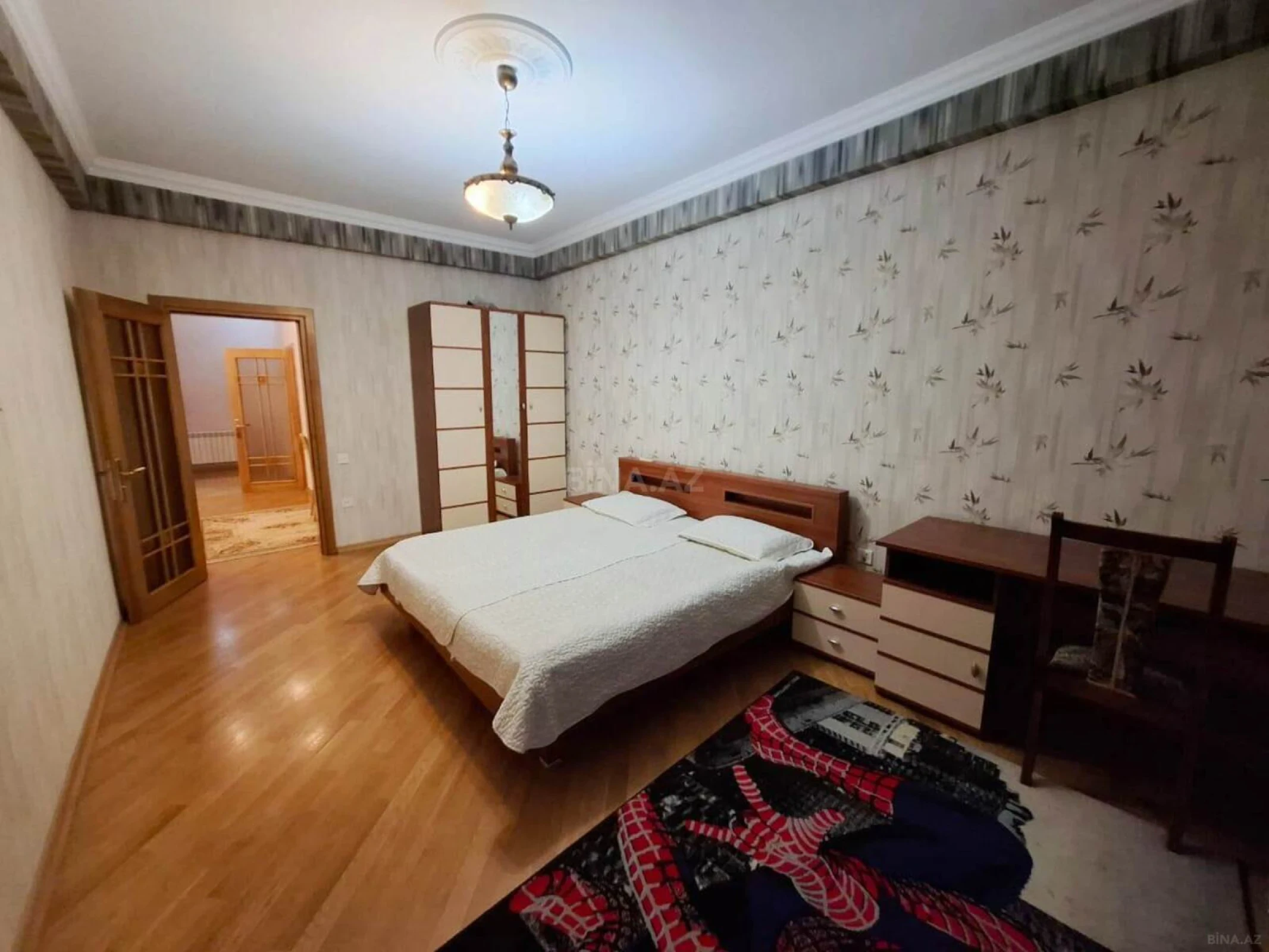 Kirayə verilir 3 otaqlı mənzil 110 m²